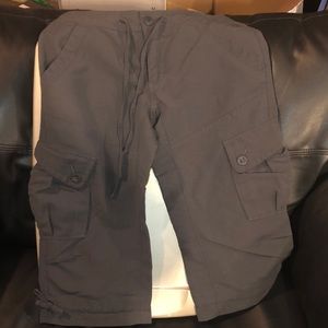 The North Face Women’s Capris Size 4 Like New